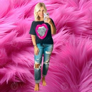 BiBi Luscious Color Pop Leopard Lips Oversized Black Off-Shoulder Tee